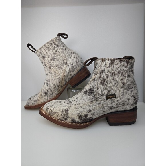Stiefeld Boots -The Aurora Cowhide Boots White Black Snip Toe Size 6.5 Cowboy - Picture 1 of 12